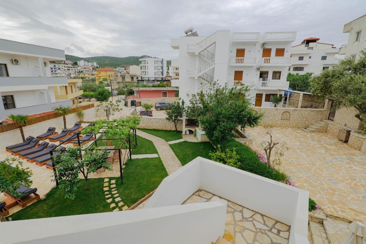 דירות קסאמיל Casa Del Mar מראה חיצוני תמונה